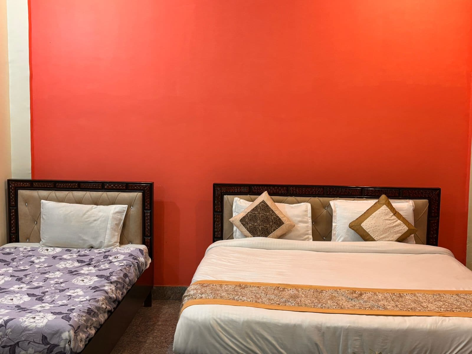 Family Suite (3 beds) image 2