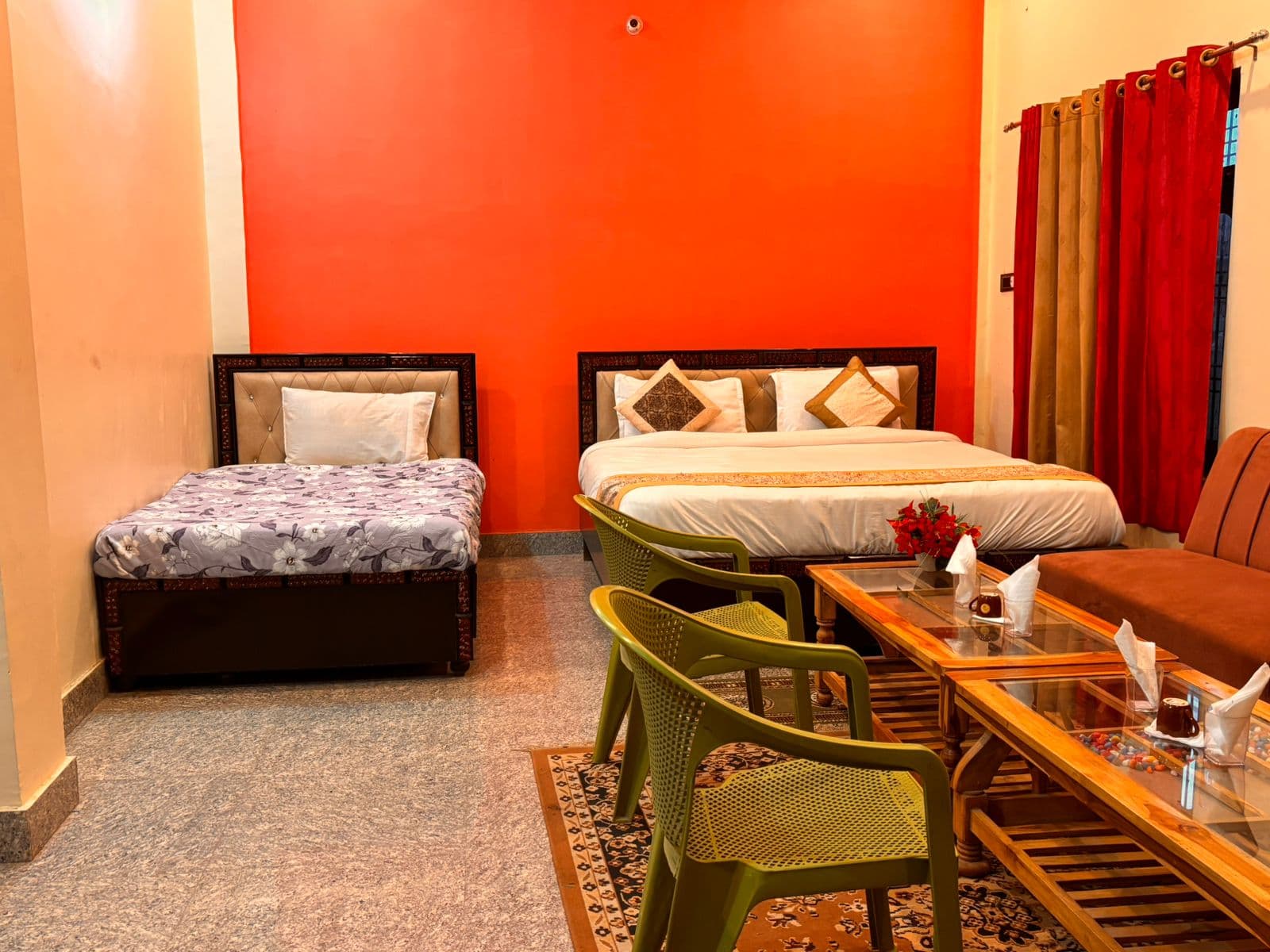 Family Suite (3 beds) image 3