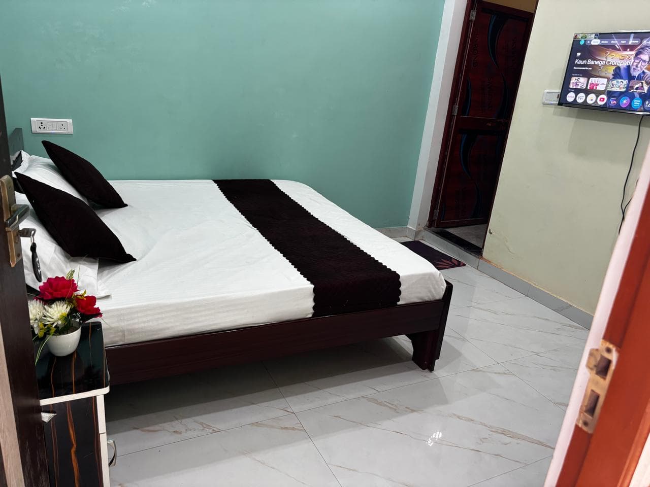 Deluxe Room image 11
